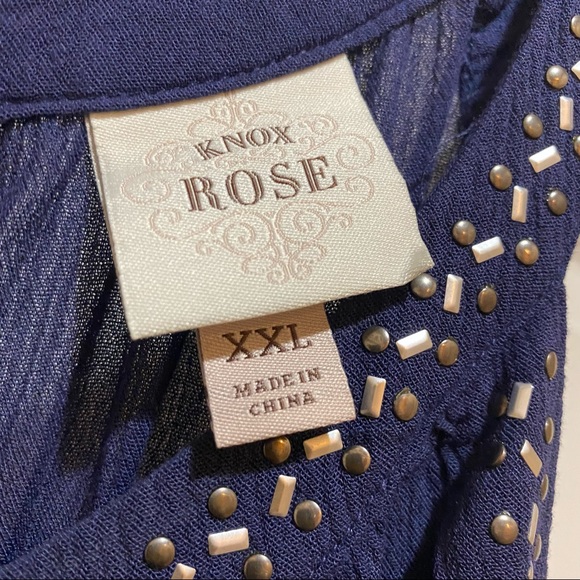 XXL Navy cold shoulder cut out shorts romper. - Picture 3 of 3